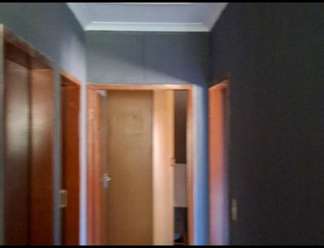 3 BEDROOM HOUSE FOR SALE IN SOSHANGUVE EAST